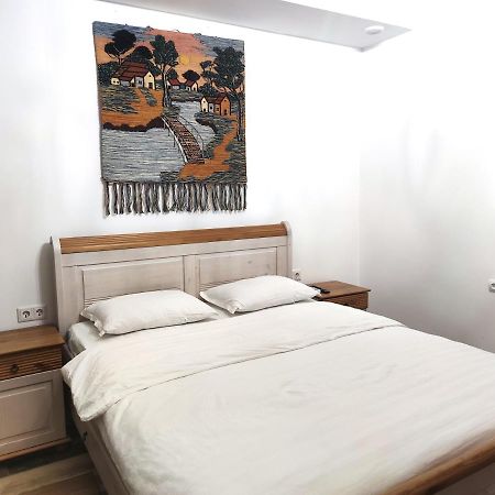 Loftik Apartments Gagarin Street Almati Kültér fotó